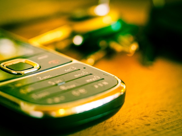 mobile-phone-949088_640